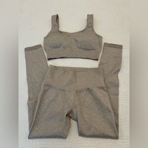 Tan Ribbed Athletic Leasure Leggings & Sports Bra Set Size Small